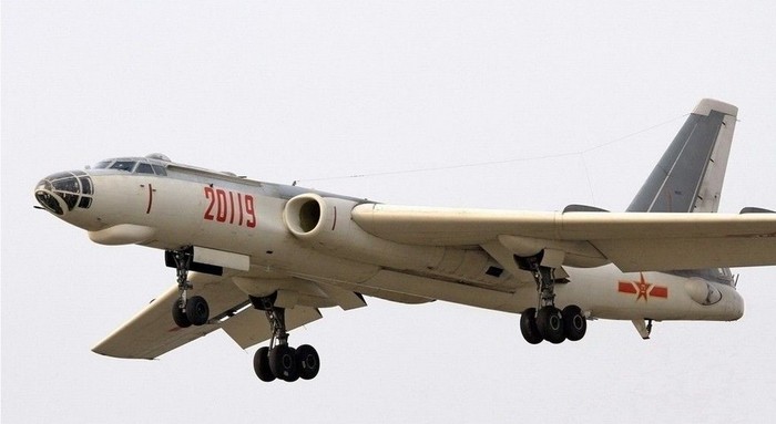 Máy bay ném bom H-6 (ảnh tư liệu minh họa)
